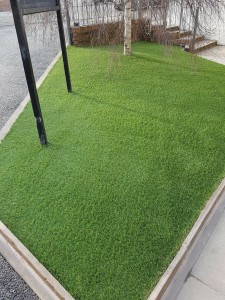 London Bridge Inn Artificial Grass K9 Turf 1