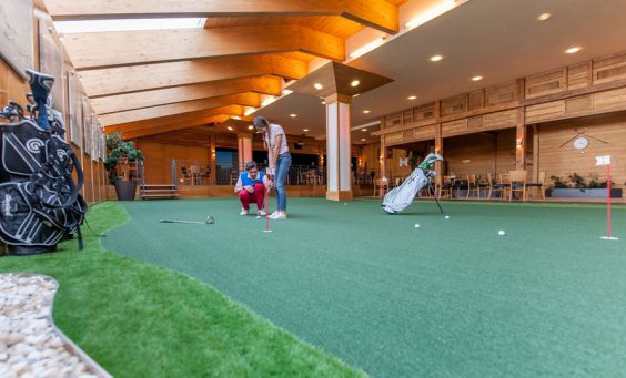 Largest Indoor Golf Centre