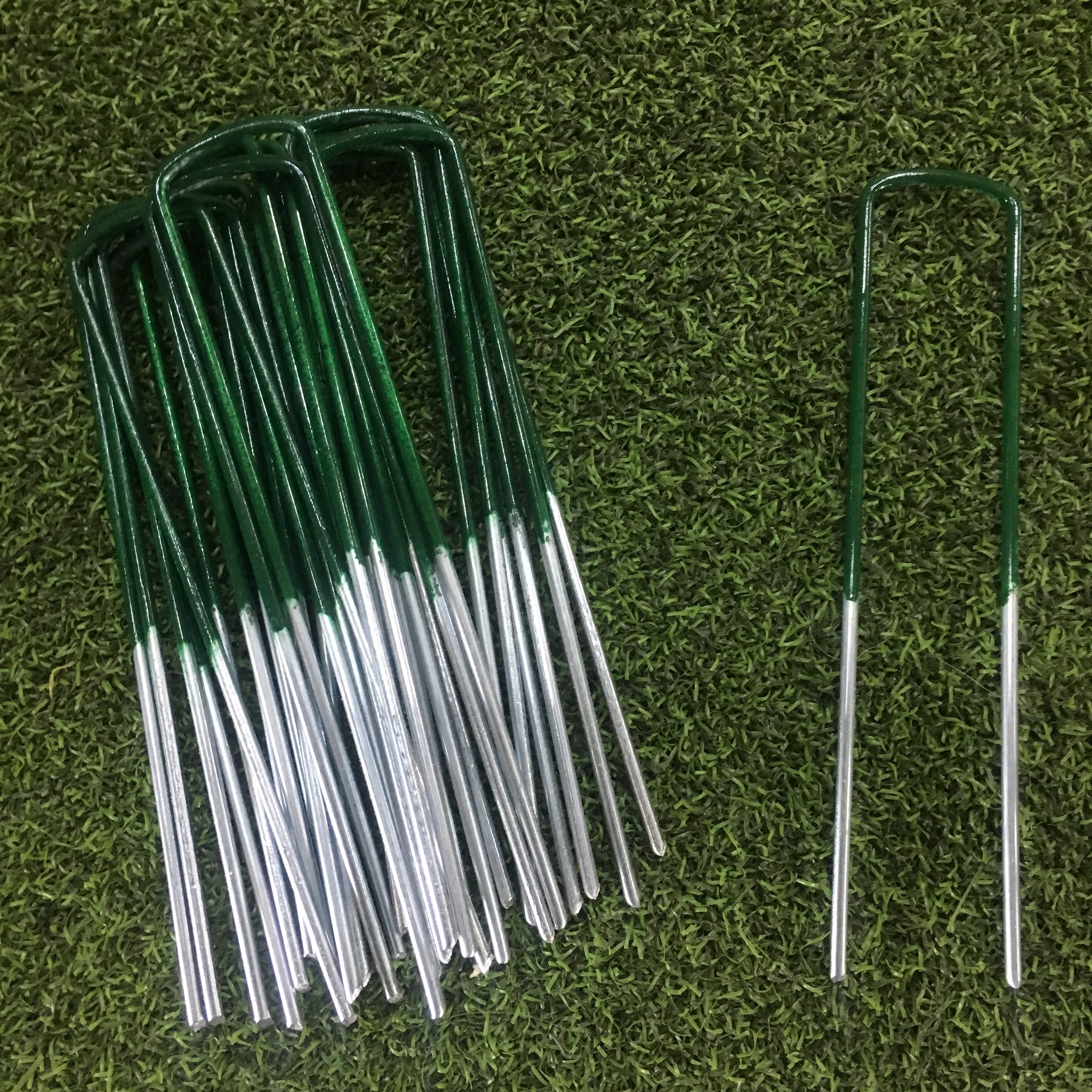 artificial grass pegs dark green 3mm artificial grass pegs dark half green